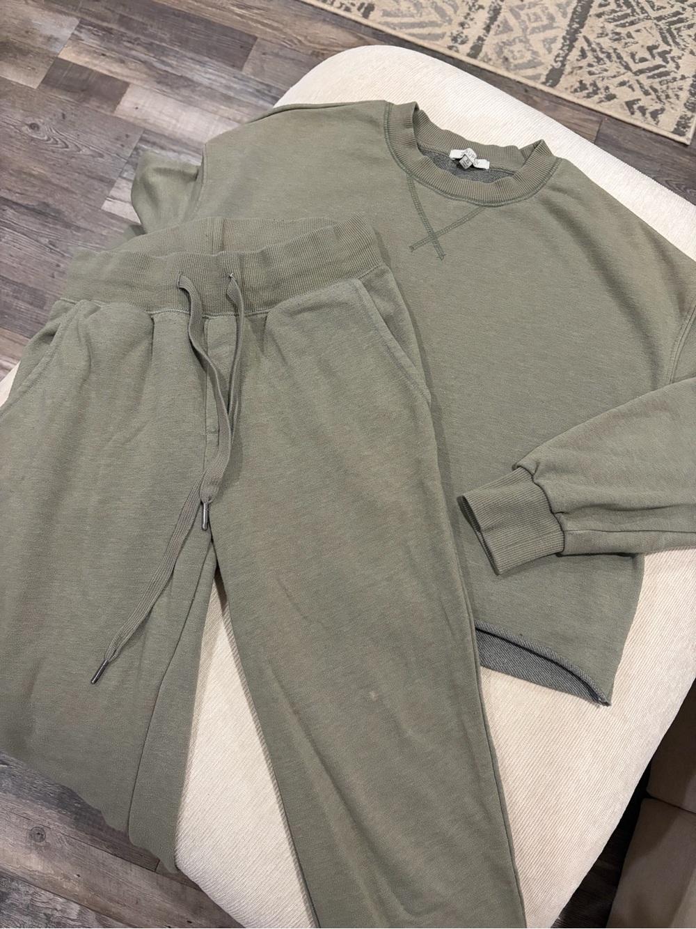 Z Supply Olive Green Women's Sweatshirt & Jogger Set